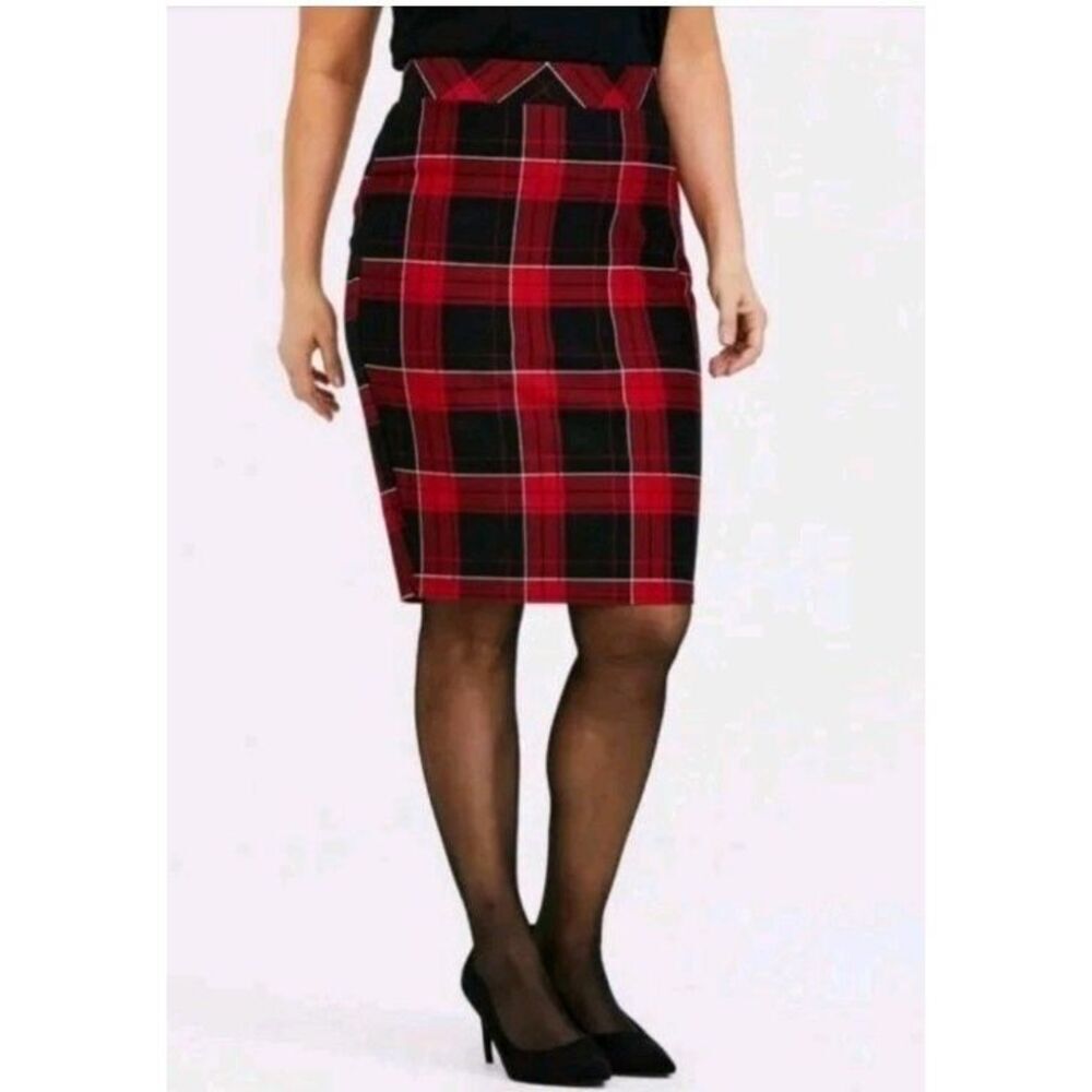 NWT Torrid 3X Studio Lux Ponte Pencil Skirt Black Red Plaid 12151892